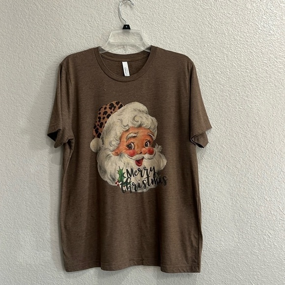 Leopard Hat Vintage Retro Santa graphic tee SIZE Large Brown Short Sleeve - Picture 1 of 6